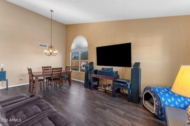 Beautiful Newly Updated Home in Prime Location 2 blocks from on Desert Mirage Golf Course in Arizona - for sale on GolfHomes.com, golf home, golf lot