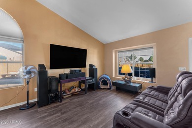 Beautiful Newly Updated Home in Prime Location 2 blocks from on Desert Mirage Golf Course in Arizona - for sale on GolfHomes.com, golf home, golf lot