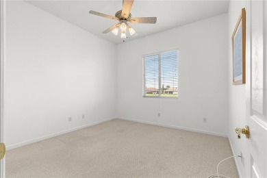 *** WONDERFUL HOME ***  3 Bed / 2 Bath with Golf Cart Garage ! on Ocala Palms Golf and Country Club in Florida - for sale on GolfHomes.com, golf home, golf lot