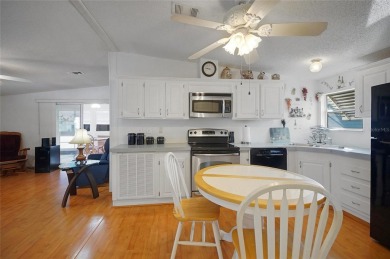 Welcome to this cozy 2 bed 2 bath home with metal roof in on Pennbrooke Fairways in Florida - for sale on GolfHomes.com, golf home, golf lot