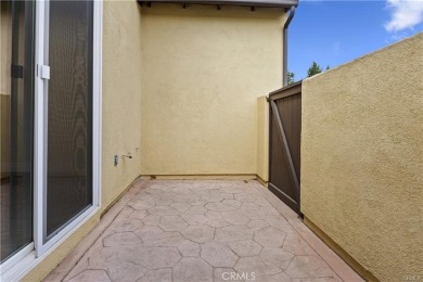 Welcome to this beautifully upgraded 1-bedroom, 2-bath home on Dos Lagos Golf Club in California - for sale on GolfHomes.com, golf home, golf lot