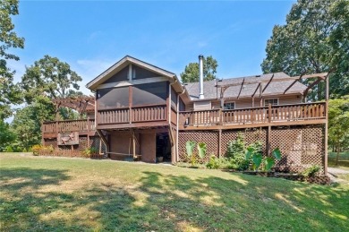 Beautiful and well loved home, nestled in Bella Vista Highlands on Branchwood Golf Course in Arkansas - for sale on GolfHomes.com, golf home, golf lot
