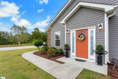 Come and see this gorgeous end unit Townhome in the sought-after on Smithfields Country Club in South Carolina - for sale on GolfHomes.com, golf home, golf lot