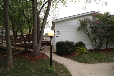 Don't miss out on this fully updated Doublewide home. The nice on Lake of the Woods Golf Course in Illinois - for sale on GolfHomes.com, golf home, golf lot
