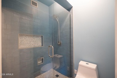 Casa del Monte is a 24-hour guard-gated community set near on The Phoenician  in Arizona - for sale on GolfHomes.com, golf home, golf lot