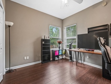 Welcome to this beautifully maintained 3-bedroom, 2-bathroom on Wildwood Country Club in Florida - for sale on GolfHomes.com, golf home, golf lot