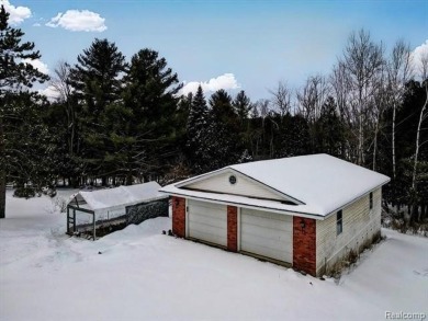 OPEN HOUSE SATURDAY 2/15 12-3PM/Stop the car! This is the home on Castle Creek Golf Club  in Michigan - for sale on GolfHomes.com, golf home, golf lot