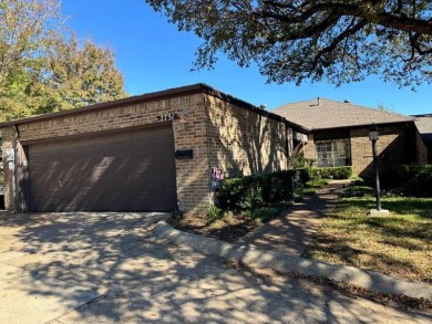 Discover your dream home in the picturesque Fairway Park on Great Southwest Golf Club in Texas - for sale on GolfHomes.com, golf home, golf lot