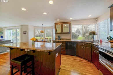 Reduced $28k!Impressive McNary Estates & Golf Club home, great on McNary Golf Club in Oregon - for sale on GolfHomes.com, golf home, golf lot