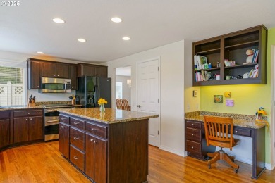 Reduced $28k!Impressive McNary Estates & Golf Club home, great on McNary Golf Club in Oregon - for sale on GolfHomes.com, golf home, golf lot