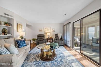Fresh, bright, and move-in ready--this ground-floor 2BR/2BA on Olde Point Golf and Country Club in North Carolina - for sale on GolfHomes.com, golf home, golf lot
