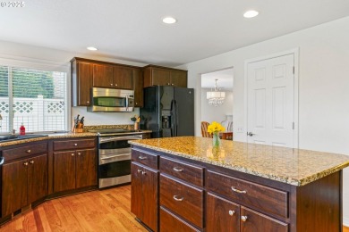 Reduced $28k!Impressive McNary Estates & Golf Club home, great on McNary Golf Club in Oregon - for sale on GolfHomes.com, golf home, golf lot