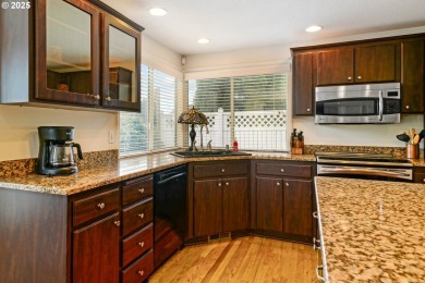 Reduced $28k!Impressive McNary Estates & Golf Club home, great on McNary Golf Club in Oregon - for sale on GolfHomes.com, golf home, golf lot