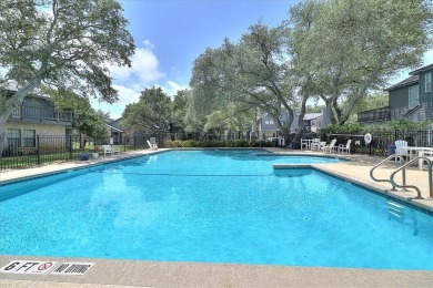 Welcome to Oak Bay Club! This elegant 2-bedroom, 2.5-bath on Rockport Country Club in Texas - for sale on GolfHomes.com, golf home, golf lot