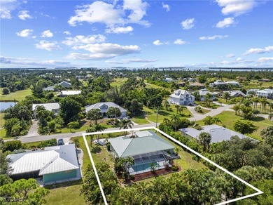 Welcome to this 3-bedroom, 2.5-bathroom pool home on Pine Island on Alden Pines Golf Club in Florida - for sale on GolfHomes.com, golf home, golf lot