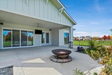 Perfectly positioned on a massive park while offering privacy in on SpurWing Country Club in Idaho - for sale on GolfHomes.com, golf home, golf lot