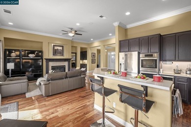 55+ Wonderful Living in Summerst II. This Model has 2 Large on Brentwood Golf Club in California - for sale on GolfHomes.com, golf home, golf lot