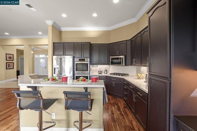 55+ Wonderful Living in Summerst II. This Model has 2 Large on Brentwood Golf Club in California - for sale on GolfHomes.com, golf home, golf lot