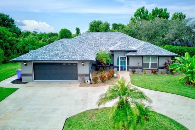 Welcome to this beautifully renovated 4 bedroom, 2 bathroom home on Sun n Lake Golf and Country Club in Florida - for sale on GolfHomes.com, golf home, golf lot