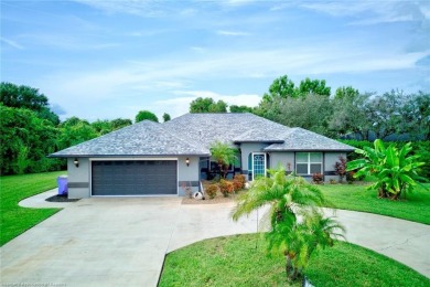 Welcome to this beautifully renovated 4 bedroom, 2 bathroom home on Sun n Lake Golf and Country Club in Florida - for sale on GolfHomes.com, golf home, golf lot