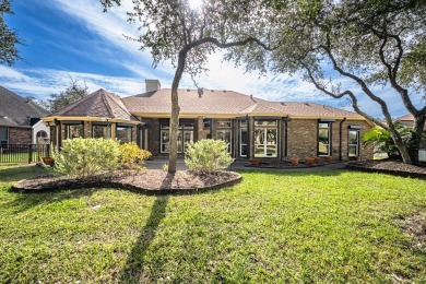 Located in the beautiful Rockport Country Club, this gracious on Rockport Country Club in Texas - for sale on GolfHomes.com, golf home, golf lot