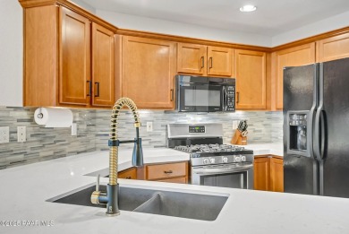 Condo in The Villages, Prescott Lakes, with dues covering water on Prescott Lakes Golf and Country Club in Arizona - for sale on GolfHomes.com, golf home, golf lot