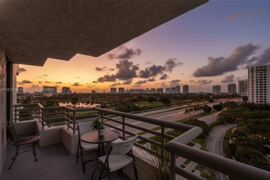 Amazing opportunity in the heart of Aventura. This bright on Turnberry Isle Resort and Club in Florida - for sale on GolfHomes.com, golf home, golf lot