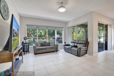 Spacious 3/2 villa offers over 2000sq. feet of living area!! on Aberdeen Golf and Country Club in Florida - for sale on GolfHomes.com, golf home, golf lot