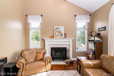 Meticulously maintained & tastefully updated 4 Bedroom / 2.5 on Beacon Hill Golf Club in Michigan - for sale on GolfHomes.com, golf home, golf lot