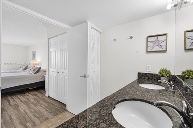 Amazing opportunity in the heart of Aventura. This bright on Turnberry Isle Resort and Club in Florida - for sale on GolfHomes.com, golf home, golf lot