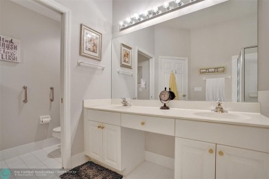 Spacious 3/2 villa offers over 2000sq. feet of living area!! on Aberdeen Golf and Country Club in Florida - for sale on GolfHomes.com, golf home, golf lot
