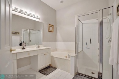 Spacious 3/2 villa offers over 2000sq. feet of living area!! on Aberdeen Golf and Country Club in Florida - for sale on GolfHomes.com, golf home, golf lot