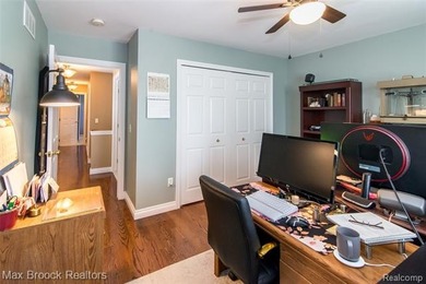Meticulously maintained & tastefully updated 4 Bedroom / 2.5 on Beacon Hill Golf Club in Michigan - for sale on GolfHomes.com, golf home, golf lot