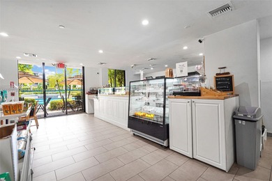 Amazing opportunity in the heart of Aventura. This bright on Turnberry Isle Resort and Club in Florida - for sale on GolfHomes.com, golf home, golf lot