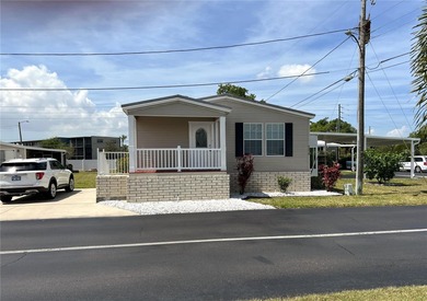 Beautiful 2011 Palm Harbor Manufactured Home, 1,404 SqFt 2 on Mangrove Bay Golf Course in Florida - for sale on GolfHomes.com, golf home, golf lot