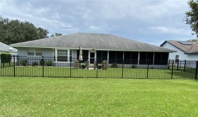 Welcome to the Country Club of Sebring! This beautifully updated on Country Club of Sebring in Florida - for sale on GolfHomes.com, golf home, golf lot