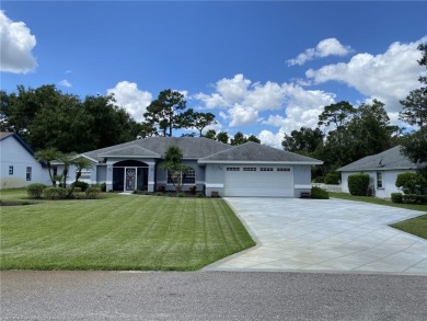 Welcome to the Country Club of Sebring! This beautifully updated on Country Club of Sebring in Florida - for sale on GolfHomes.com, golf home, golf lot