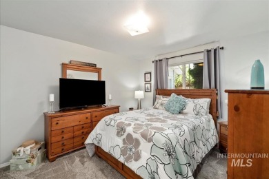 Beautifully updated and impeccably maintained single-level home on Lakeview Golf Club in Idaho - for sale on GolfHomes.com, golf home, golf lot