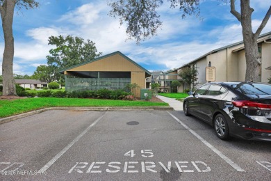 Updated End-Unit Condo in Deerwood Country Club Villas! Move-in on The Deerwood Country Club in Florida - for sale on GolfHomes.com, golf home, golf lot