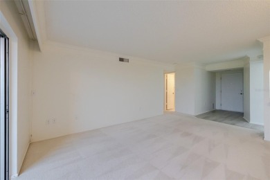 One or more photo(s) has been virtually staged. Enjoy on Pinebrook/Ironwood Golf Course in Florida - for sale on GolfHomes.com, golf home, golf lot