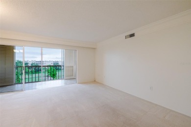 One or more photo(s) has been virtually staged. Enjoy on Pinebrook/Ironwood Golf Course in Florida - for sale on GolfHomes.com, golf home, golf lot