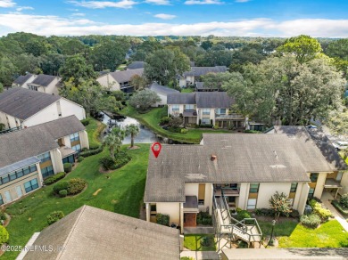 Updated End-Unit Condo in Deerwood Country Club Villas! Move-in on The Deerwood Country Club in Florida - for sale on GolfHomes.com, golf home, golf lot