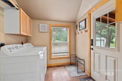 Peaceful Mountain Home. Wooded and well maintained with Vaulted on Terrace Lakes Golf Resort in Idaho - for sale on GolfHomes.com, golf home, golf lot
