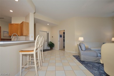 Top floor end unit Southmont Cove condo located in Lexington on Lexington Country Club in Florida - for sale on GolfHomes.com, golf home, golf lot