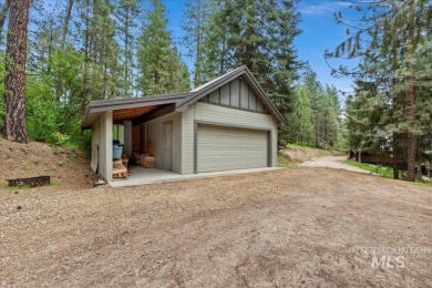 Peaceful Mountain Home. Wooded and well maintained with Vaulted on Terrace Lakes Golf Resort in Idaho - for sale on GolfHomes.com, golf home, golf lot