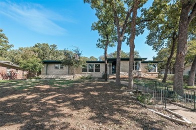 Charming Home with Scenic Golf Course Views
Nestled on a on Meadowbrook Golf Course in Texas - for sale on GolfHomes.com, golf home, golf lot