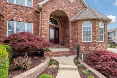 Custom built, predominantly brick 3 levels w/ almost 5k finished on Stonewolf Golf Club in Illinois - for sale on GolfHomes.com, golf home, golf lot