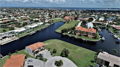 Exceptional Punta Gorda Isles Waterfront Development on Saint Andrews South Golf Club in Florida - for sale on GolfHomes.com, golf home, golf lot
