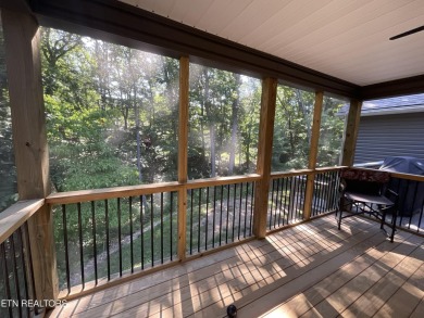 Like New Jones Bros Construction home in Fairfield Glade. (Owner on Stonehenge Golf Course in Tennessee - for sale on GolfHomes.com, golf home, golf lot