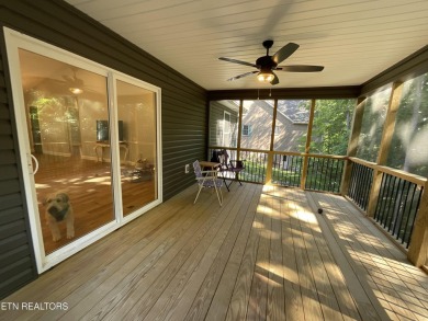 Like New Jones Bros Construction home in Fairfield Glade. (Owner on Stonehenge Golf Course in Tennessee - for sale on GolfHomes.com, golf home, golf lot